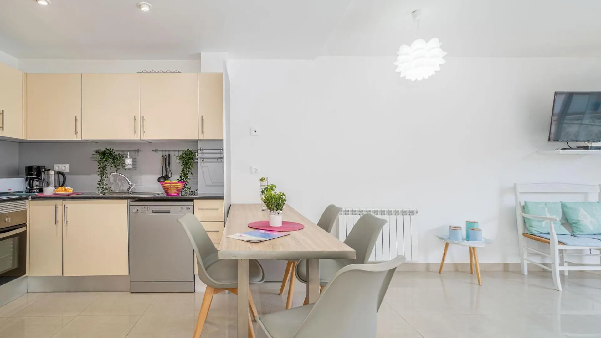 אמפוריבראבה Apart-Rent Casa Puigmal 0152